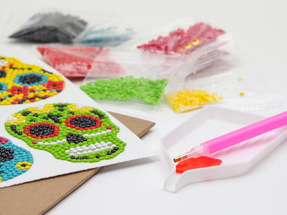 Diamond Painting Sticker - Farverige kranier
