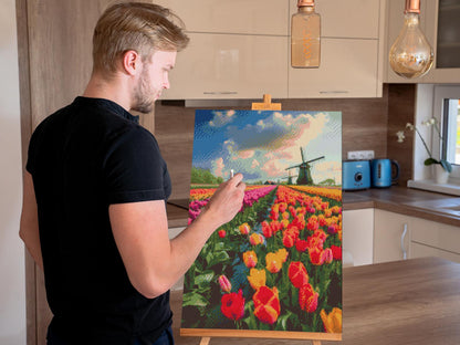 Diamond Painting - Vindmøller i en mark med tulipaner