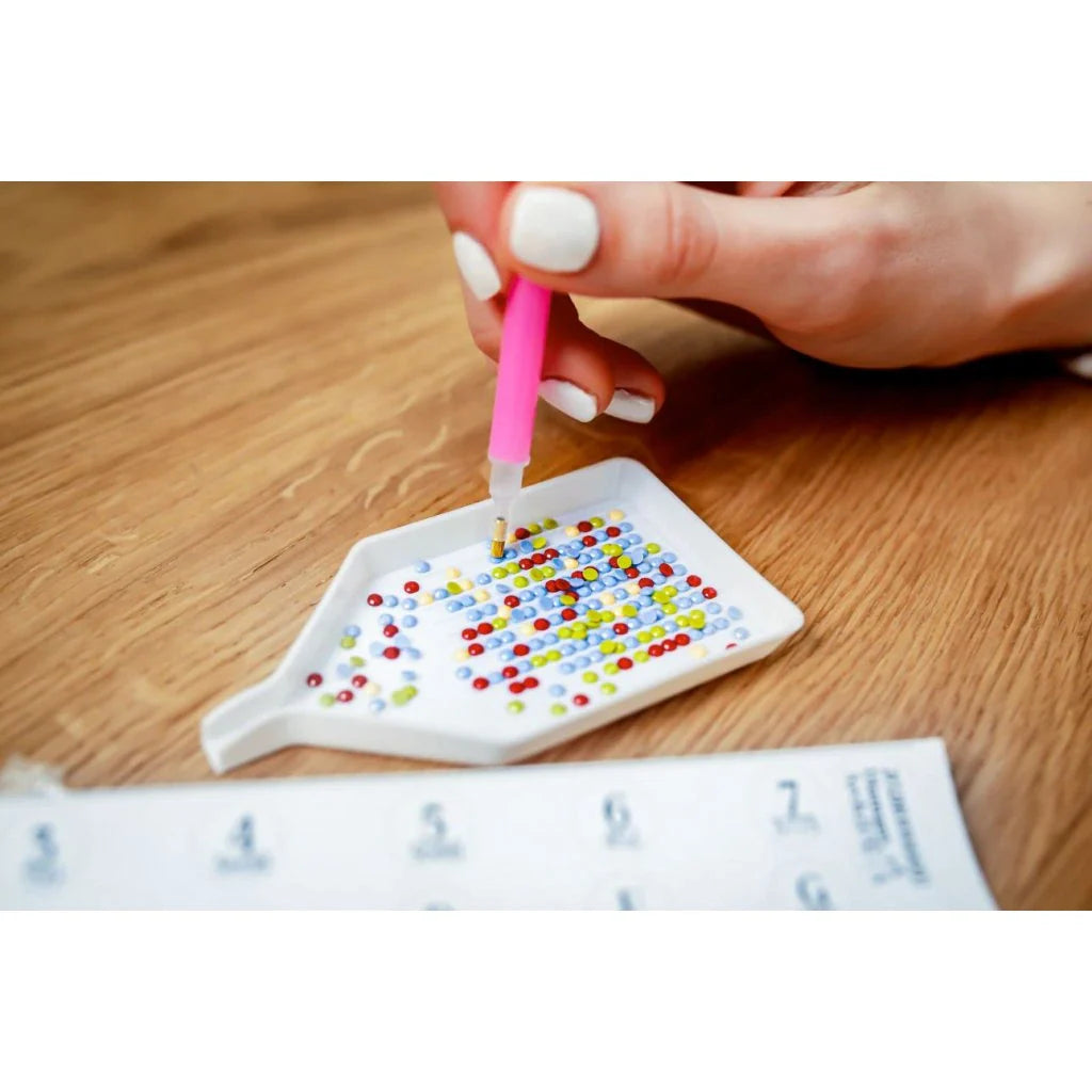 Diamond Paint - Genskab dit foto med diamanter - pen der opsamler sten fra bakke